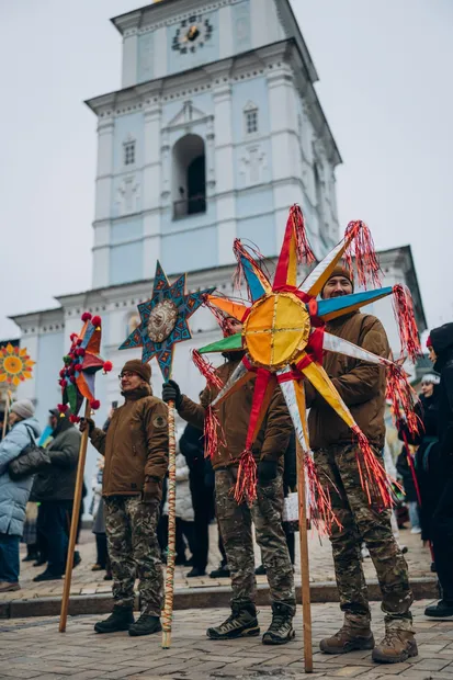Різдвяна хода із колядницькими зірками 4