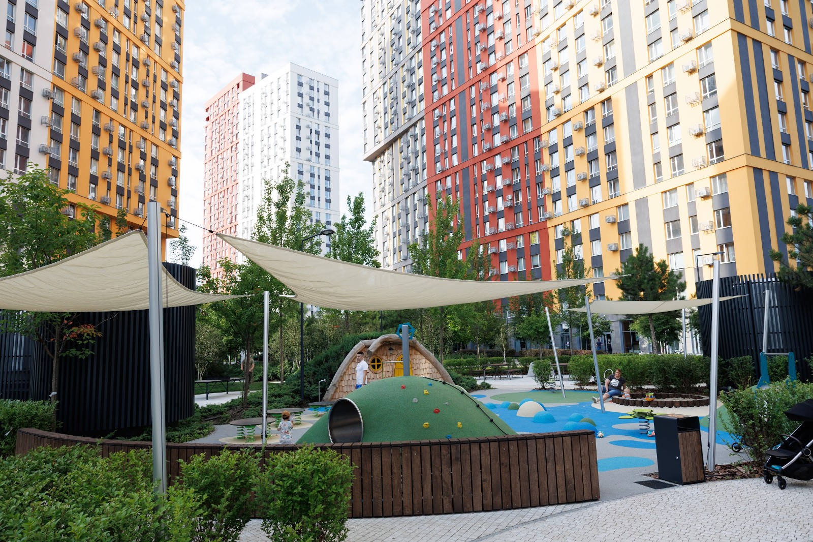 Людяний простір у ЖК Svitlo Park