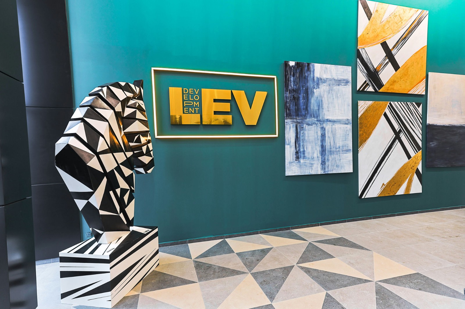 ROAD SHOW  - короткі екскурсії проєктами LEV Development 