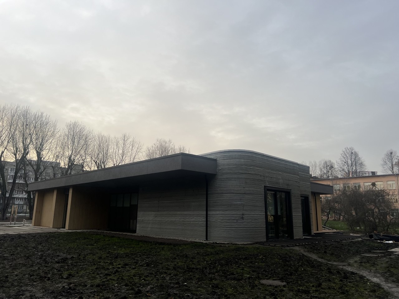 Перша в Україні школа, збудована за технологією 3D-друку 5